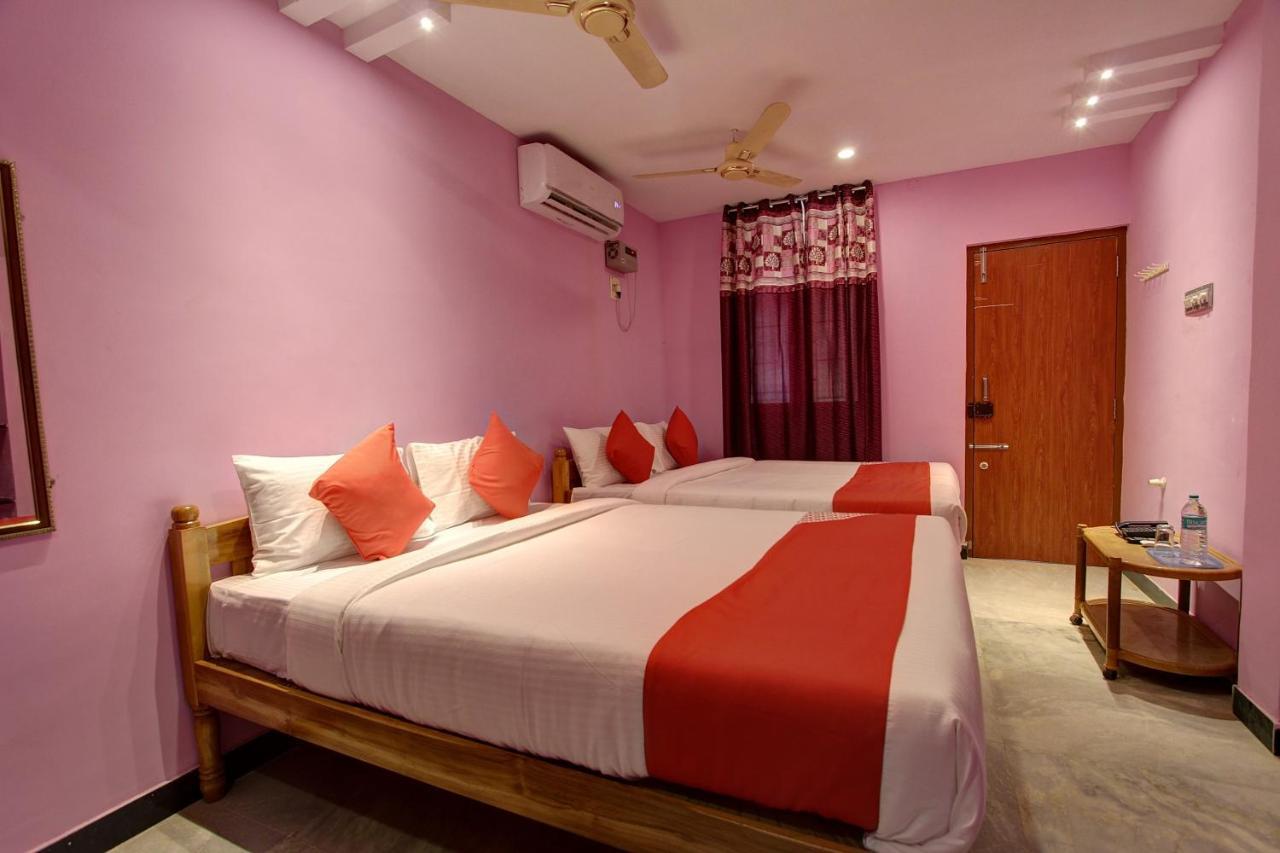 Oyo 38664 Rt Residency Ξενοδοχείο Golden Rock Εξωτερικό φωτογραφία