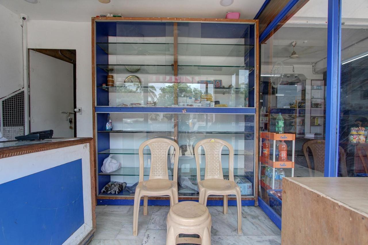 Oyo 38664 Rt Residency Ξενοδοχείο Golden Rock Εξωτερικό φωτογραφία