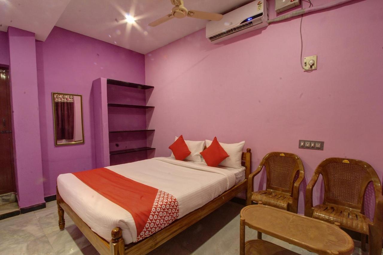 Oyo 38664 Rt Residency Ξενοδοχείο Golden Rock Εξωτερικό φωτογραφία