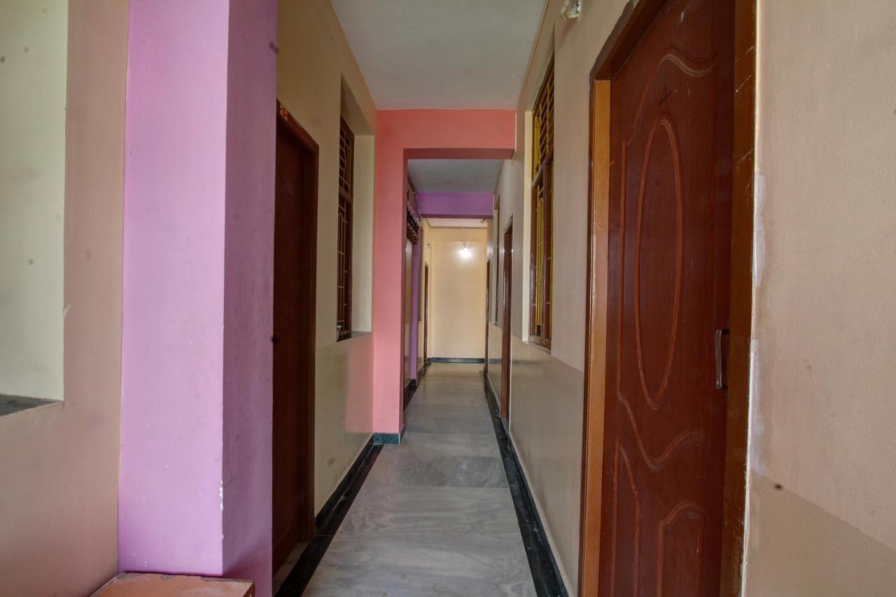 Oyo 38664 Rt Residency Ξενοδοχείο Golden Rock Εξωτερικό φωτογραφία